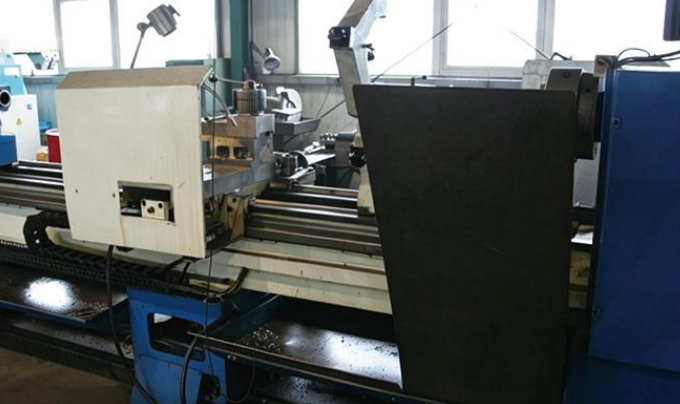 Heavy Horizontal Lathe - 12m Length Capacity